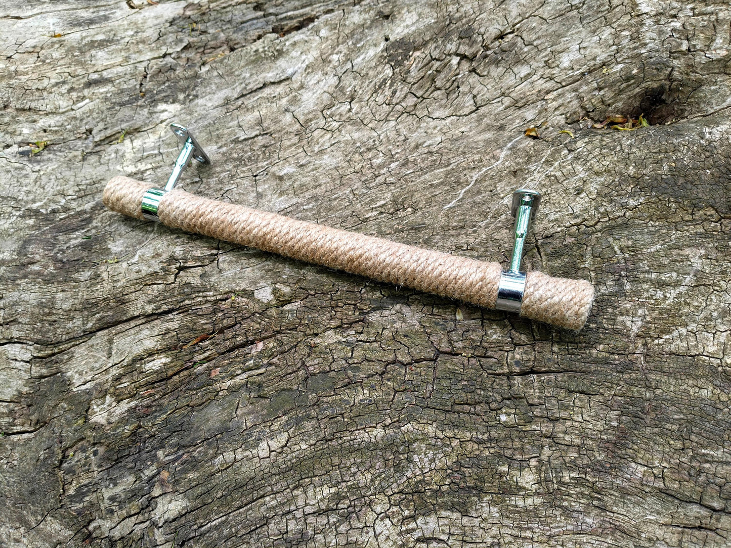 Handmade Jute Rope Towel Holder - Rustic Bathroom Towel Bar 40cm