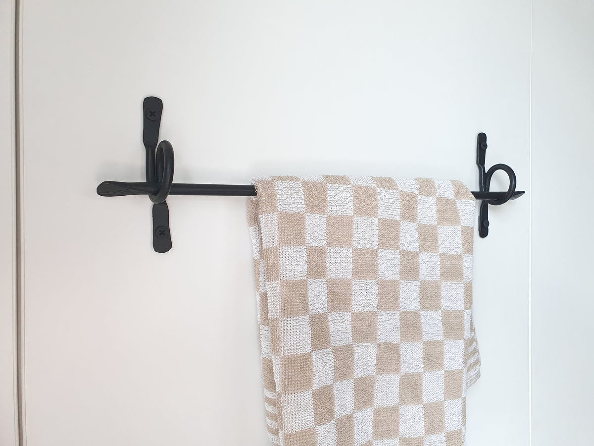 Hand Forged Black Towel Holder, Wrought Iron Wall Mounted Towel Rack, Handmade Rustic Bathroom Towel Hanger