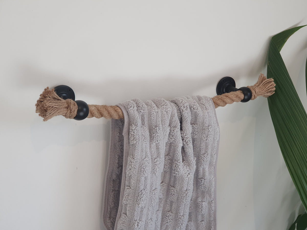 Jute Rope Towel Holder with Black Metal Brackets, 1 Inch Thick Nautical Bathroom Towel Bar, Farmhouse Wall Decor