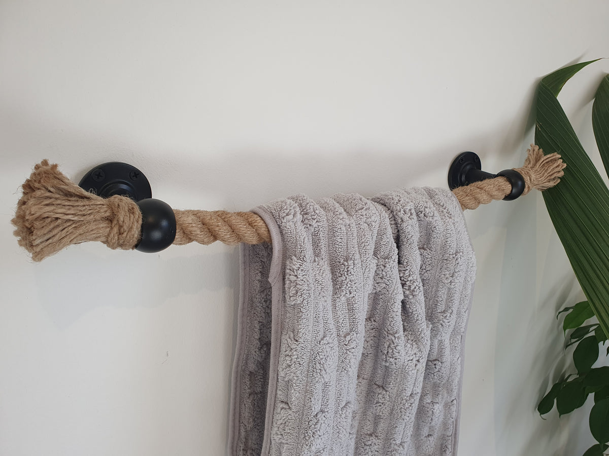 Jute Rope Towel Holder with Black Metal Brackets, 1 Inch Thick Nautical Bathroom Towel Bar, Farmhouse Wall Decor