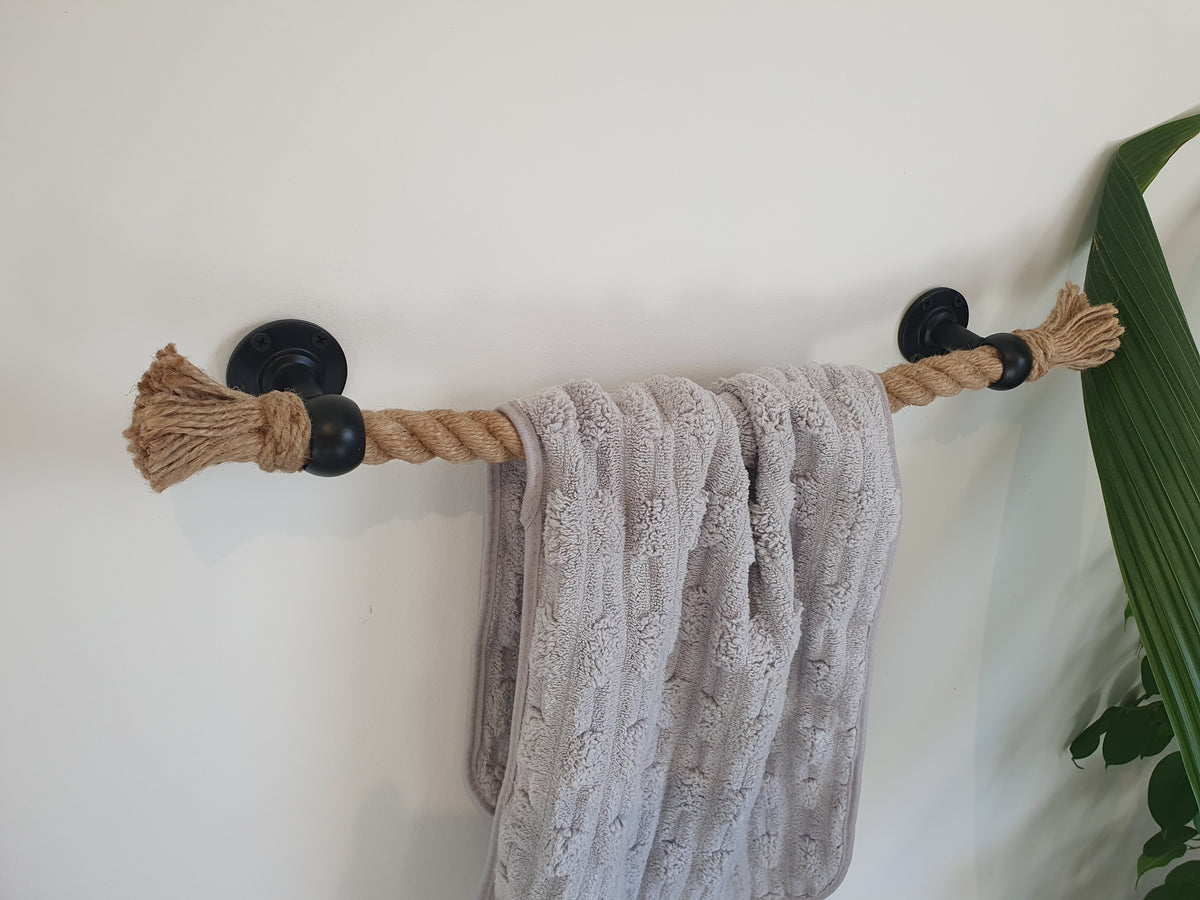 Jute Rope Towel Holder with Black Metal Brackets, 1 Inch Thick Nautical Bathroom Towel Bar, Farmhouse Wall Decor